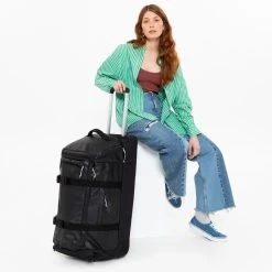 Eastpak Perce Wheel M Tarp Black -Mode Bagagewinkel image 2389