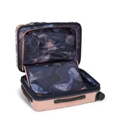 Tumi 19 Degree International Expandable 4 Wheel Trolley Blush Navy Liquid Print 15 Tumi 19 Degree International Expandable 4 Wheel Trolley Blush Navy Liquid Print -Mode Bagagewinkel image 25