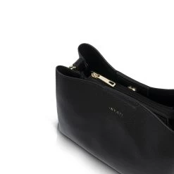 Inyati Helen Crossbody Black 12 Inyati Helen Crossbody Black -Mode Bagagewinkel image 3804