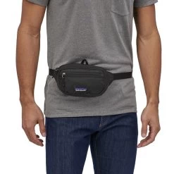 Patagonia Ultralight Black Hole Mini Hip Pack Patchwork Obsidian Plum -Mode Bagagewinkel image 4886