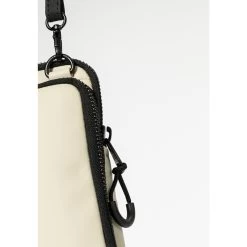 Aunts & Uncles Uji Japan Nishi Phonebag Sand -Mode Bagagewinkel image 5100