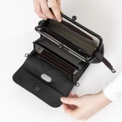 Aunts & Uncles Mrs. Whoopie Pie Shoulderbag / Clutch Black Smoke -Mode Bagagewinkel image 5811